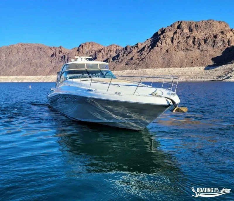 Slide: The Image of Sea Ray 2005 - 2