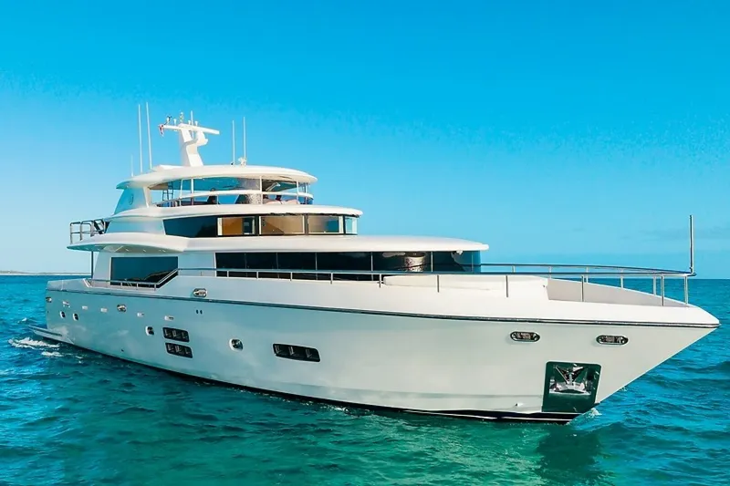The Image of Johnson 93 Flybridge 2017 - 0