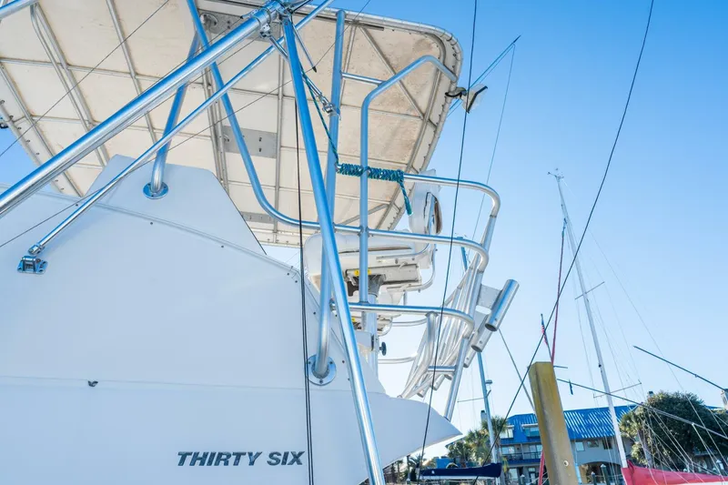 Slide: The Image of Luhrs Convertible 2004 - 4