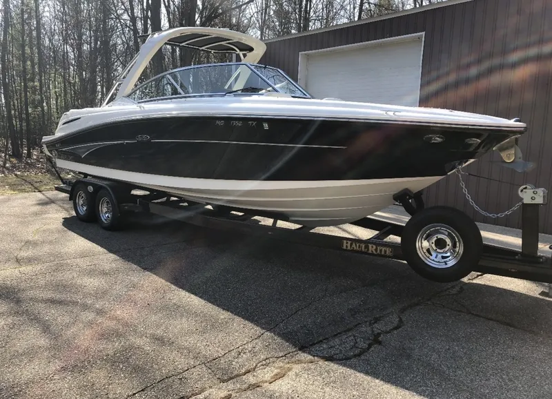 Slide: The Image of Sea Ray 270 SLX 2007 - 3
