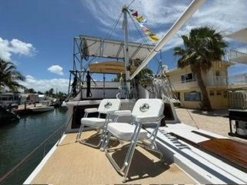 Slide: The Image of Marine Trader 40 Double Cabin 1977 - 3