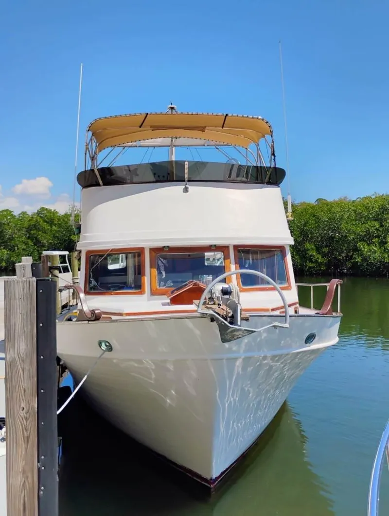 Slide: The Image of Marine Trader 40 Double Cabin 1977 - 9