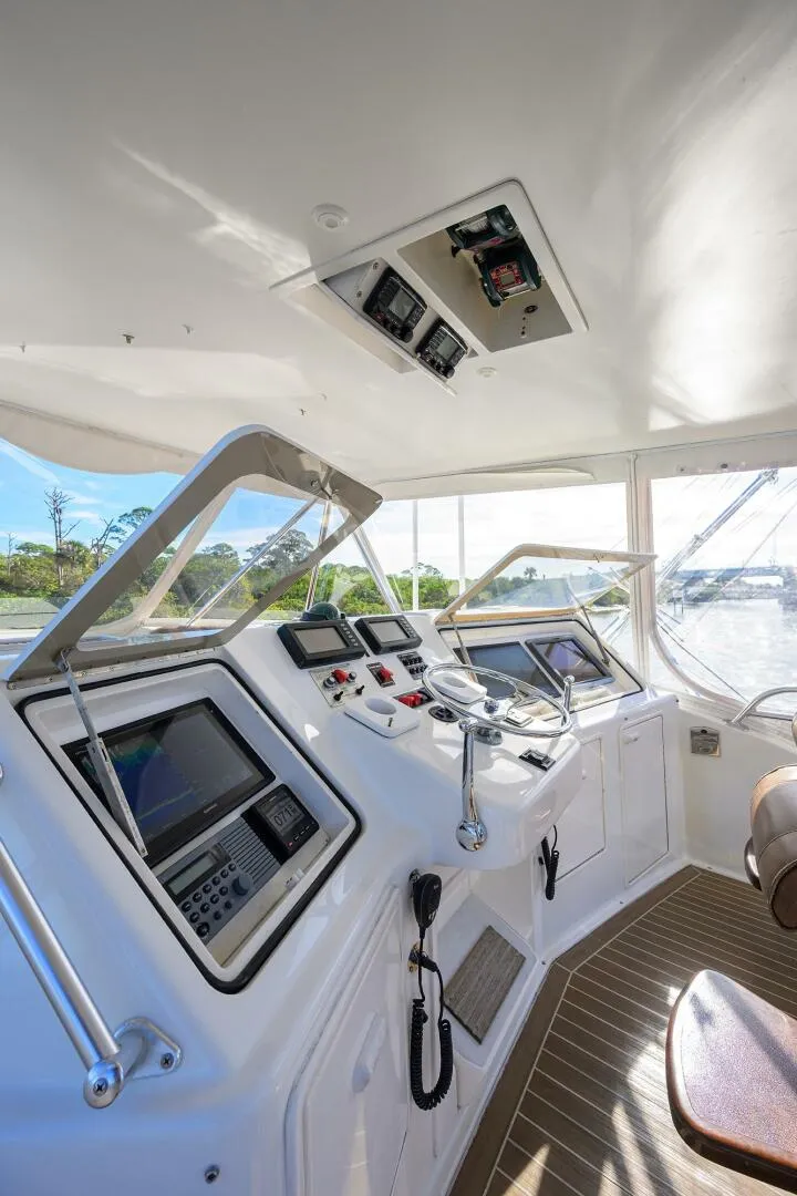 Slide: The Image of Ocean 57 Super Sport 2006 - 26