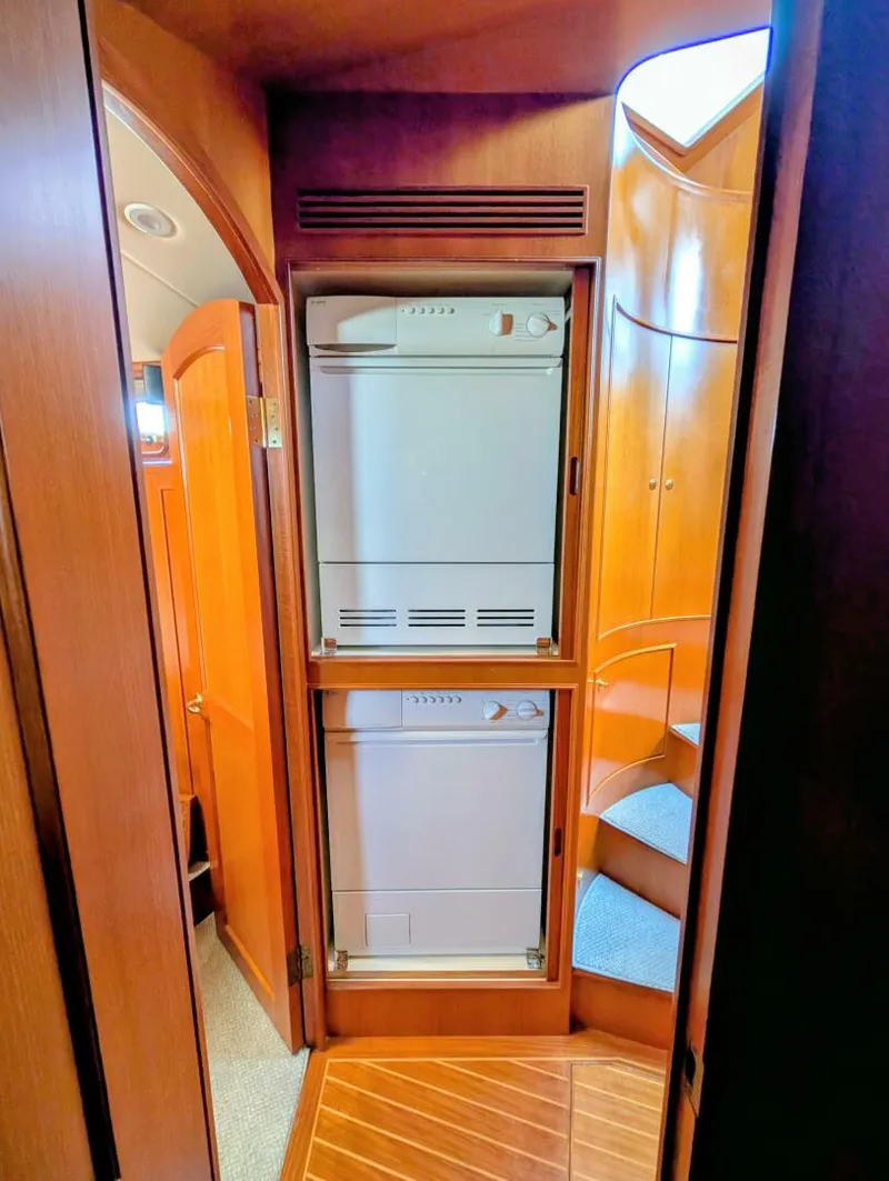 Slide: The Image of Offshore Pilothouse 2005 - 12