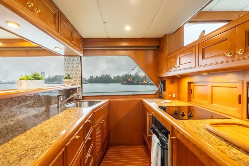 Slide: The Image of Offshore Pilothouse 2005 - 5