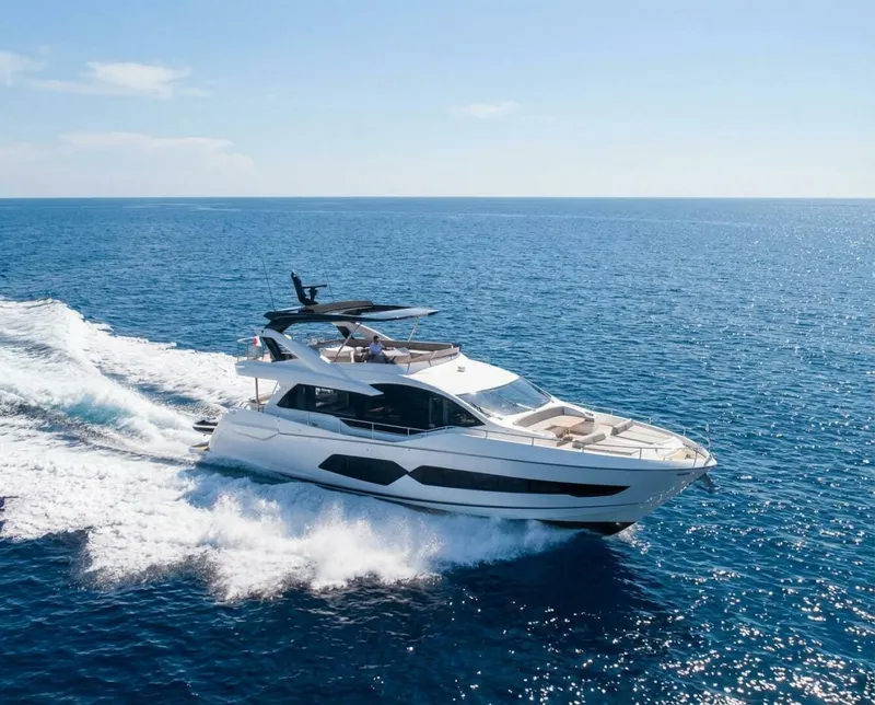 The Image of Sunseeker 76 Yacht 2024 - 0