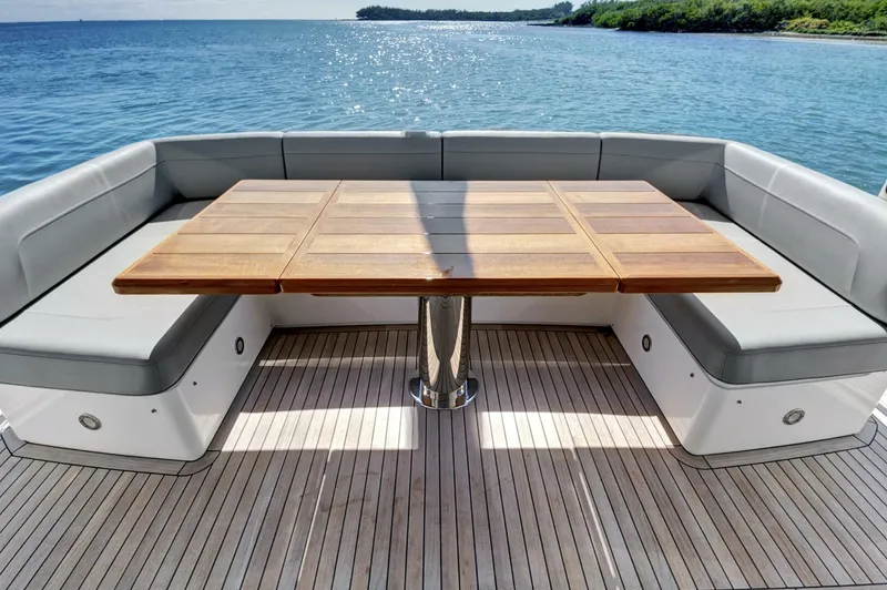 Slide: The Image of Sunseeker 76 Yacht 2024 - 12