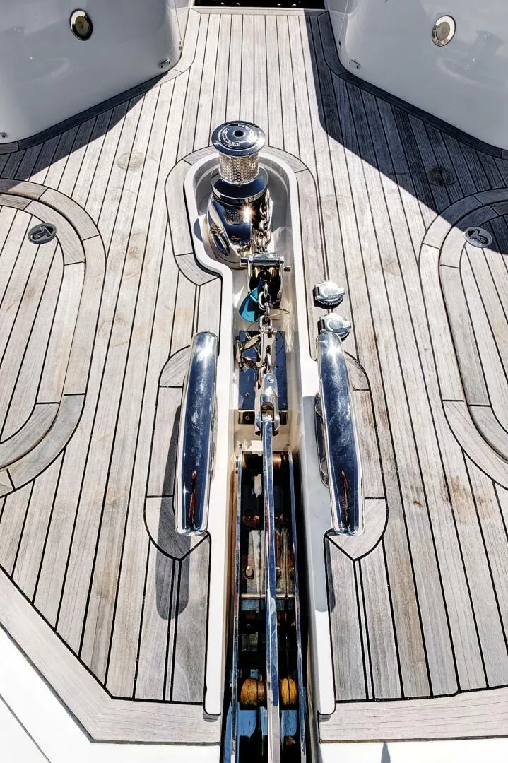 Slide: The Image of Sunseeker 76 Yacht 2024 - 23
