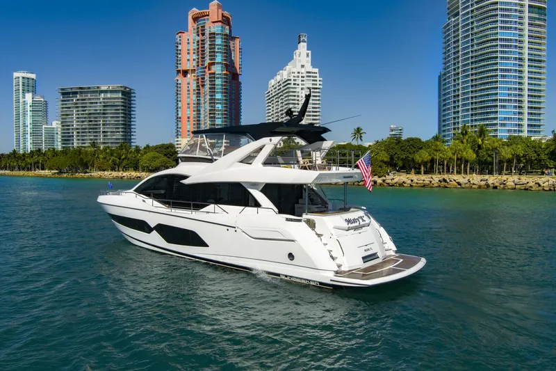 Slide: The Image of Sunseeker 76 Yacht 2024 - 4