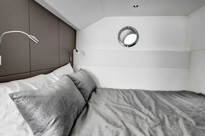 Slide: The Image of Sunseeker 76 Yacht 2024 - 57