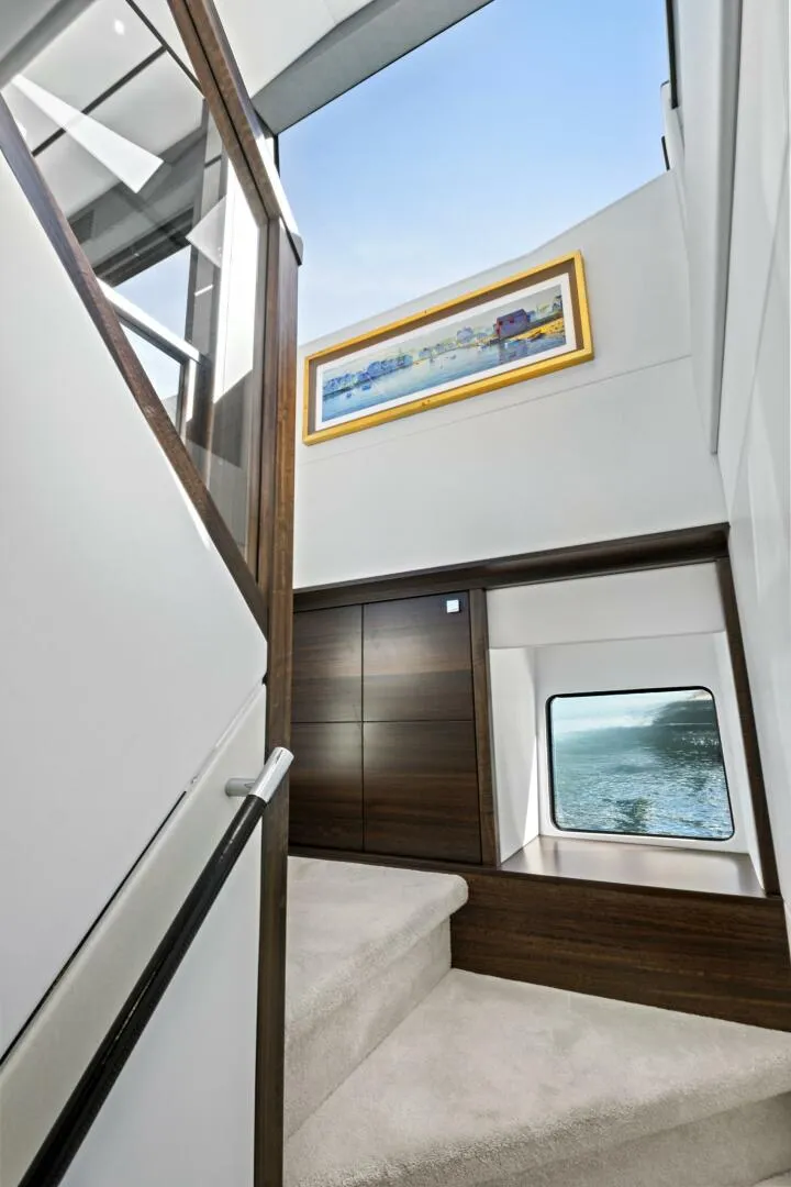 Slide: The Image of Sunseeker 76 Yacht 2024 - 64