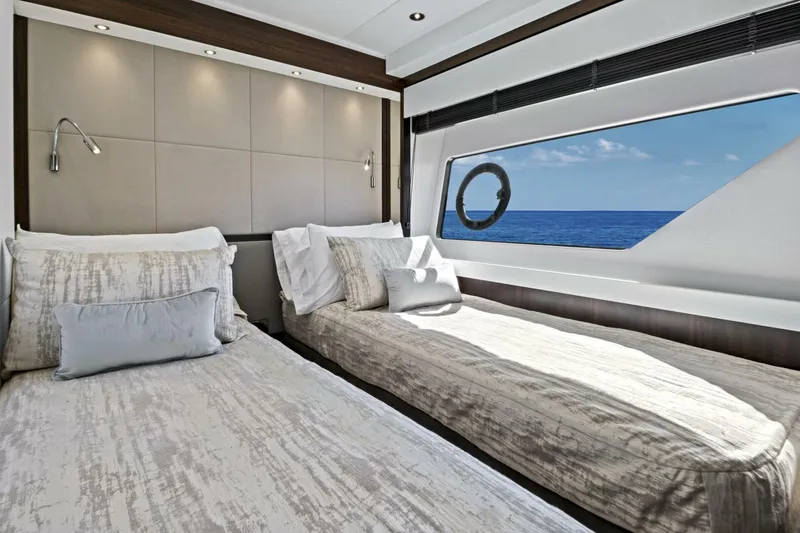 Slide: The Image of Sunseeker 76 Yacht 2024 - 80