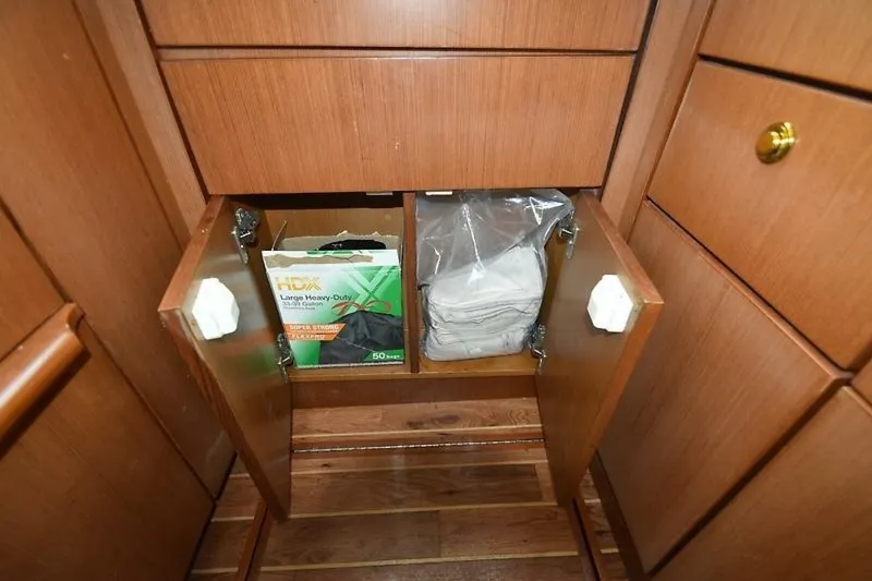 Slide: The Image of Ocean Yachts 46 Super Sport 2006 - 47
