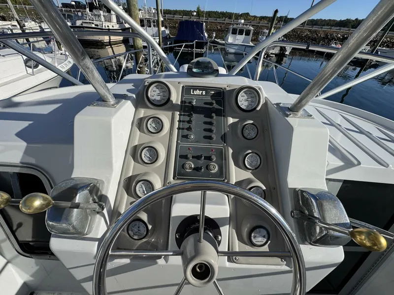 Slide: The Image of Luhrs 1986 - 14
