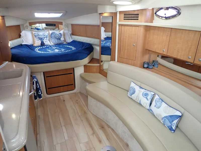 Slide: The Image of Sea Ray 340 Sundancer 2006 - 17