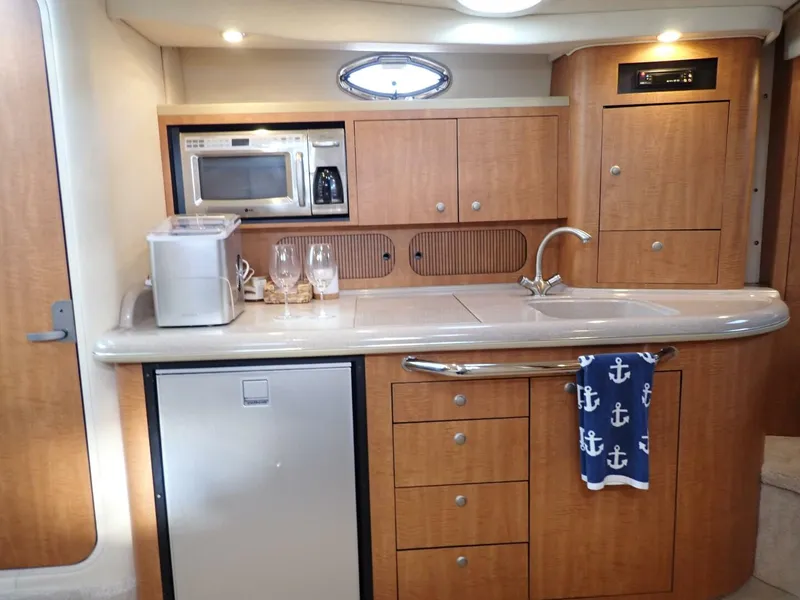 Slide: The Image of Sea Ray 340 Sundancer 2006 - 21