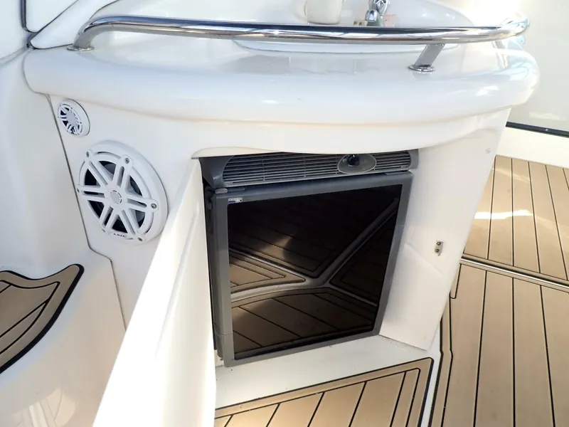Slide: The Image of Sea Ray 340 Sundancer 2006 - 3