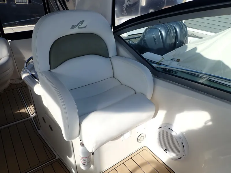 Slide: The Image of Sea Ray 340 Sundancer 2006 - 9