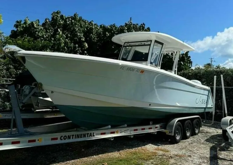 The Image of Robalo R302 2017 - 0