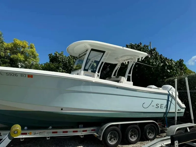 Slide: The Image of Robalo R302 2017 - 3