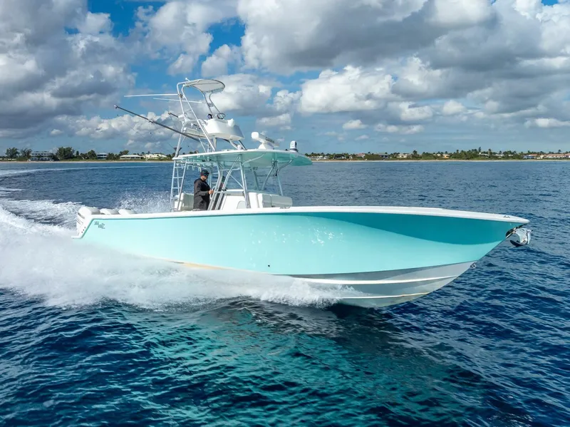 Slide: The Image of SeaVee 370Z 2017 - 22