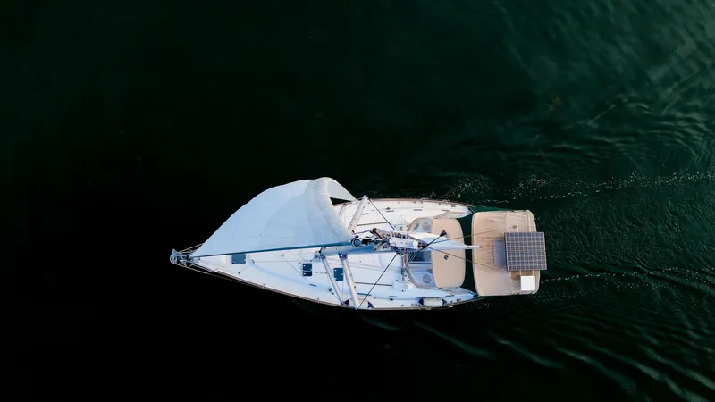 Slide: The Image of Beneteau Oceanis 461 2000 - 93