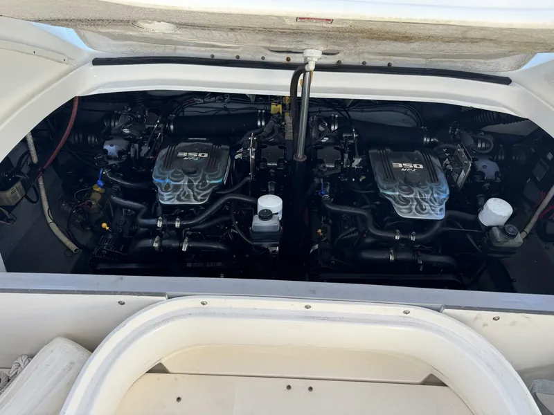 Slide: The Image of Sea Ray 290 Bowrider 2002 - 26