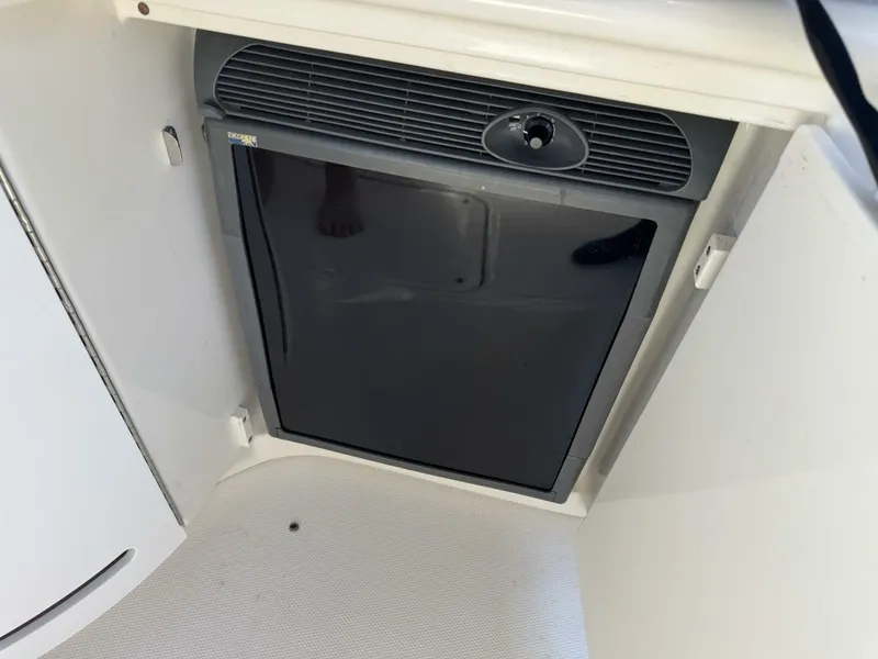 Slide: The Image of Sea Ray 290 Bowrider 2002 - 33