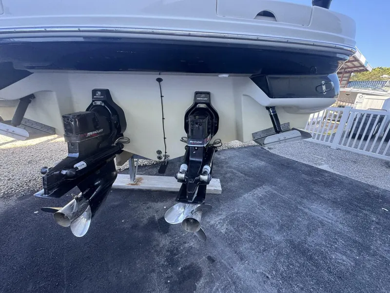 Slide: The Image of Sea Ray 290 Bowrider 2002 - 5