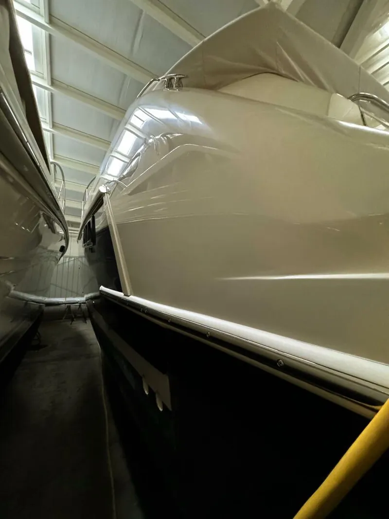 Slide: The Image of Carver Yachts C37 2017 - 12