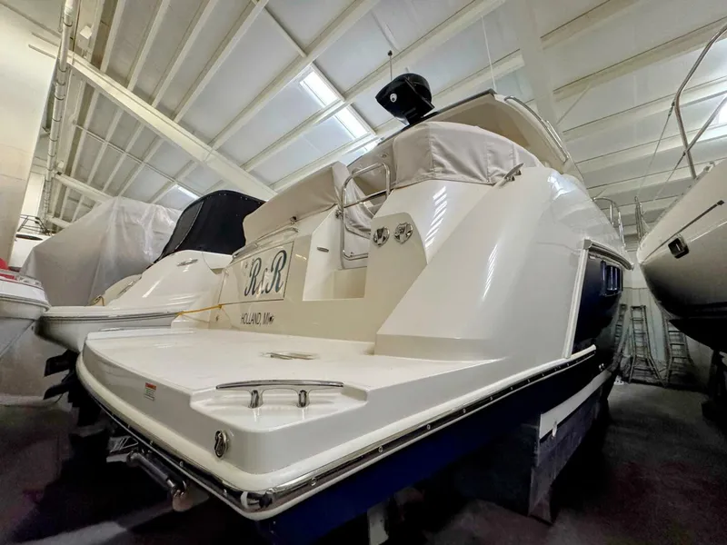 Slide: The Image of Carver Yachts C37 2017 - 14