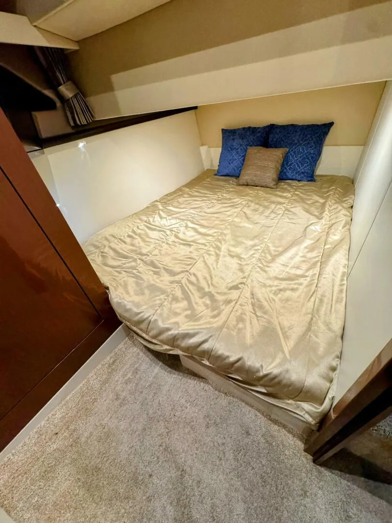 Slide: The Image of Carver Yachts C37 2017 - 50