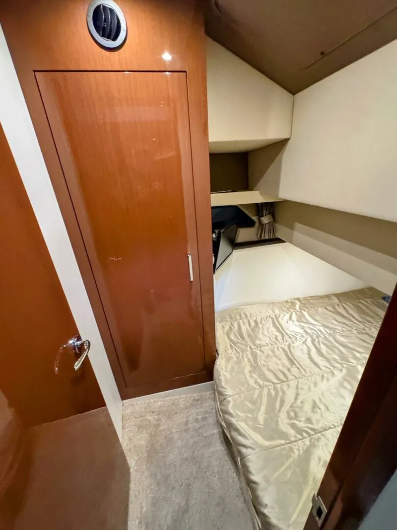 Slide: The Image of Carver Yachts C37 2017 - 55