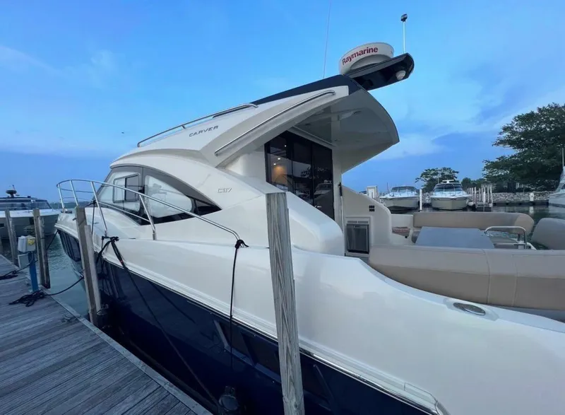 Slide: The Image of Carver Yachts C37 2017 - 6