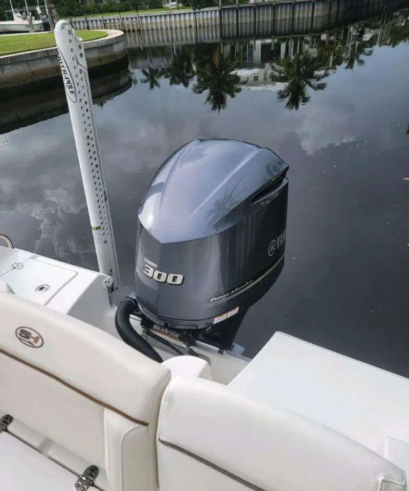 Slide: The Image of Sea Hunt 255 Ultra SE 2018 - 3