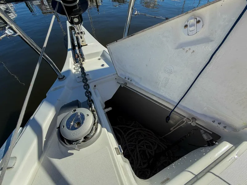 Slide: The Image of Beneteau 40.1 2022 - 101