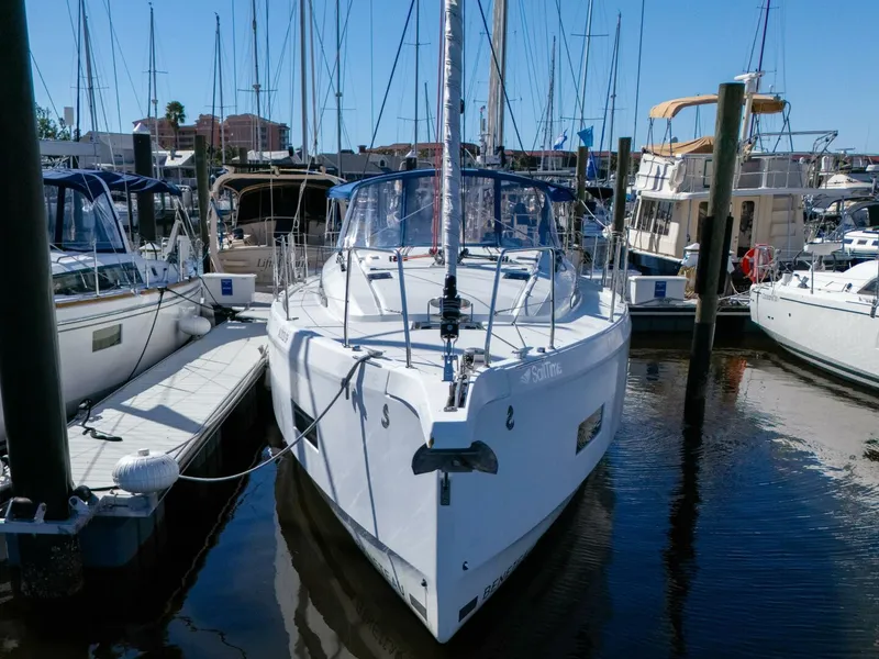Slide: The Image of Beneteau 40.1 2022 - 111