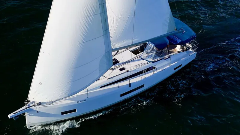 Slide: The Image of Beneteau 40.1 2022 - 145