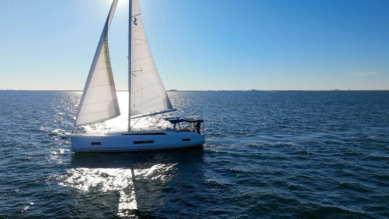 Slide: The Image of Beneteau 40.1 2022 - 157