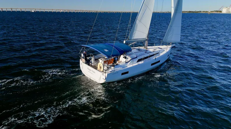 Slide: The Image of Beneteau 40.1 2022 - 164