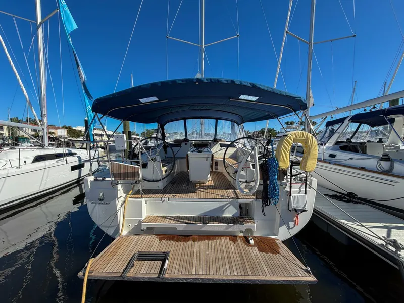 Slide: The Image of Beneteau 40.1 2022 - 49