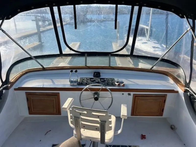Slide: The Image of Sunnfjord Trawler 42 1985 - 13