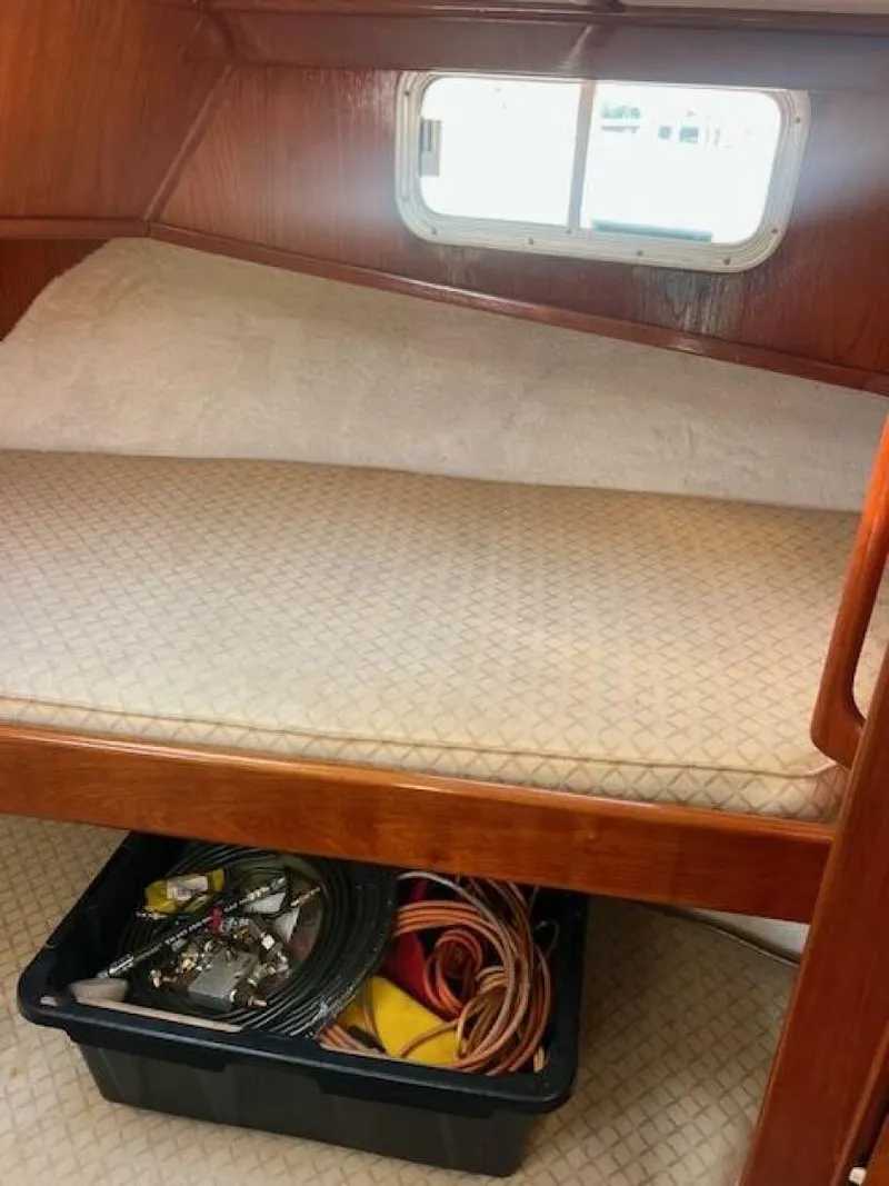 Slide: The Image of Sunnfjord Trawler 42 1985 - 27