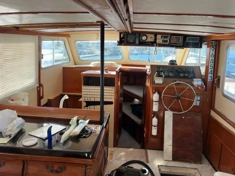 Slide: The Image of Sunnfjord Trawler 42 1985 - 32