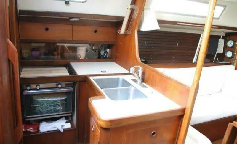 Slide: The Image of Beneteau Idylle 11.5 1983 - 6