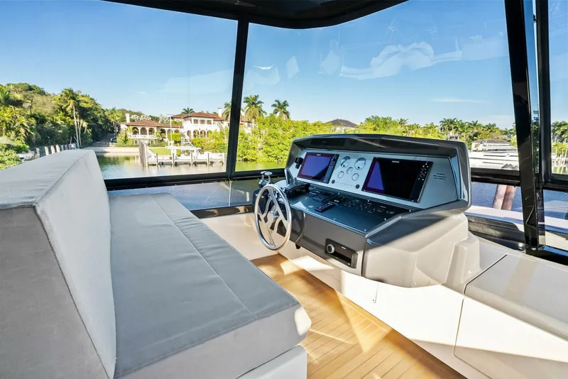 Slide: The Image of Ferretti 780 2019 - 22