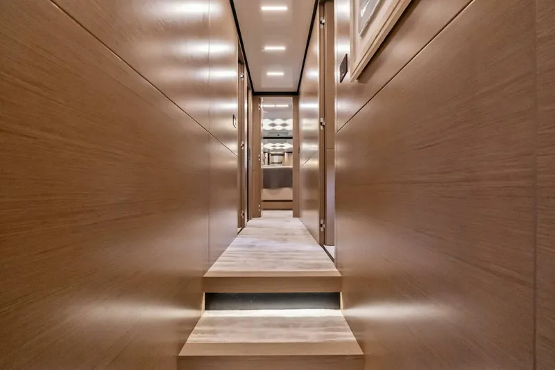 Slide: The Image of Ferretti 780 2019 - 44