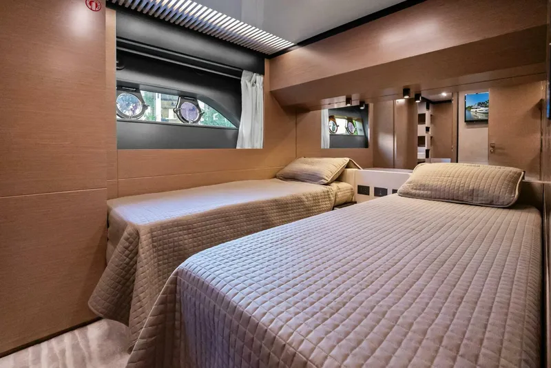 Slide: The Image of Ferretti 780 2019 - 45