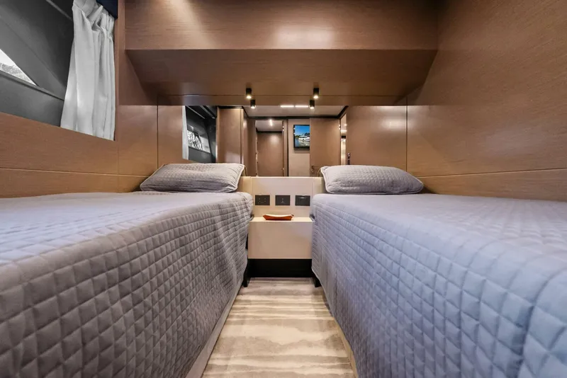 Slide: The Image of Ferretti 780 2019 - 46