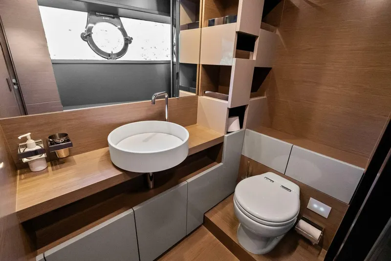 Slide: The Image of Ferretti 780 2019 - 51